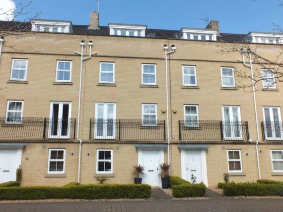 5 Bedroom Terraced